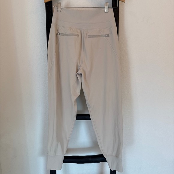 Athleta Venice Jogger Pants Light Beige Zipper Pockets Size S - Picture 5 of 8